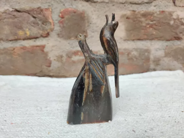Old Early Horn Sparrow Bird Figure/Statue Rare Hand Carved Collectible W908