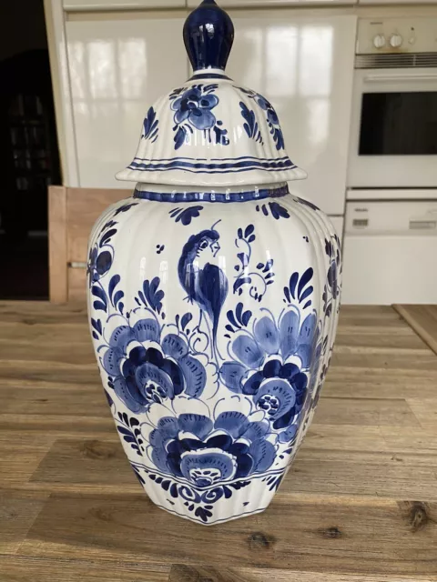 Delft Antike Deckel-Vase Nummeriert Blau Weiss Gross + Blumen + Relief