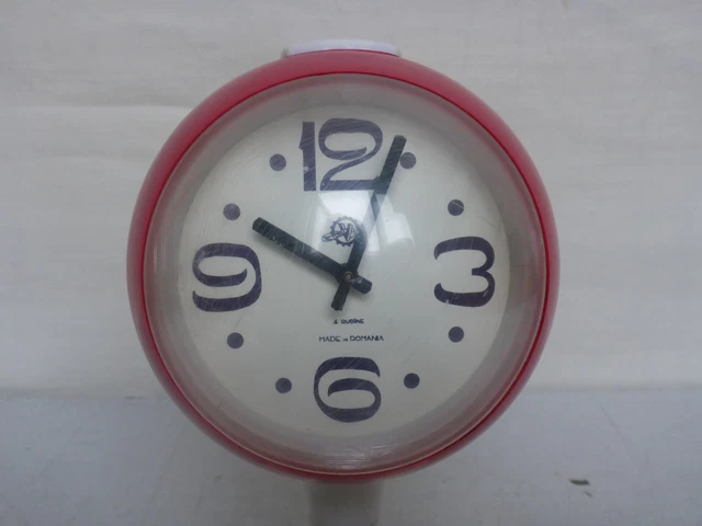 alter Wecker Kugel alte Uhr Kunststoff DDR victoria made in romania 70er 2
