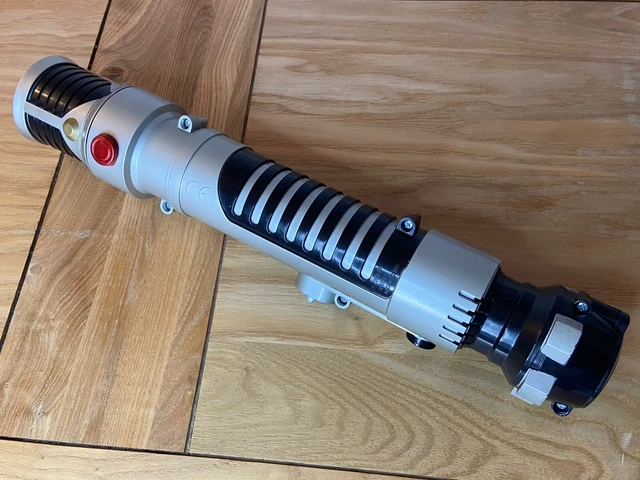 Star Wars Obi Wan Kenobi Blue Lightsaber Hasbro 2006 LFL Spring Loaded