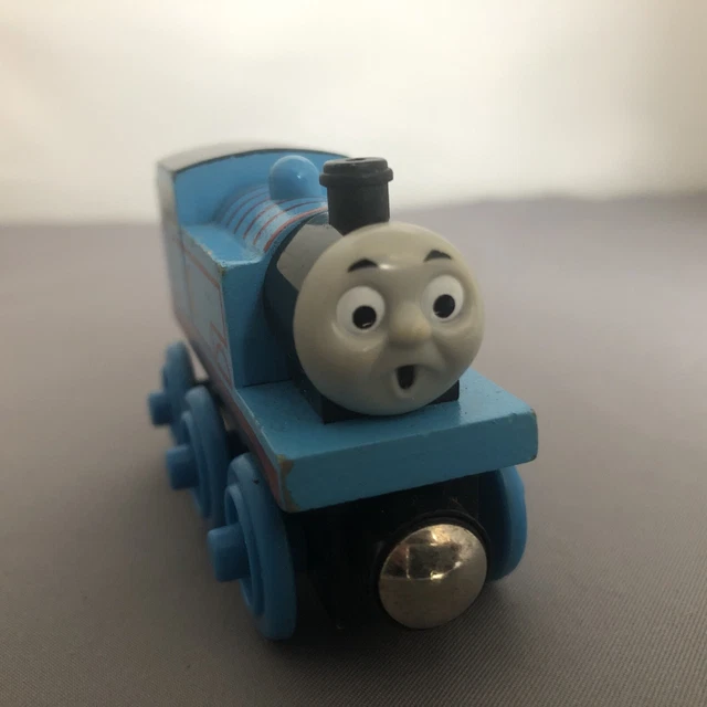 THOMAS THE TANK Engine & Friends Wooden Rare Surprised Face Thomas ...