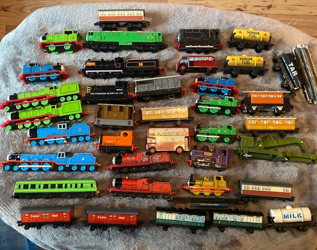 Thomas Large VERY LARGE THOMAS the Tank Engine Collection ,Percy,Toby,Henry ...