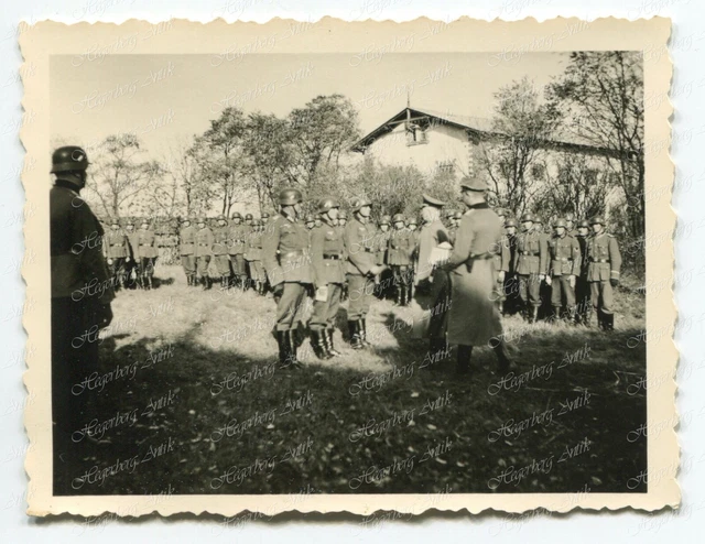 Foto Inf.Rgt.134 Gołąb EK Verleihung Generalleutnant Joseph Brauner  (W182)