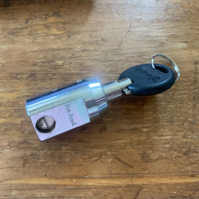 CHATEAU E-Z CYLINDER LOCK FOR RENTAL STORAGE UNITS with 1 keys