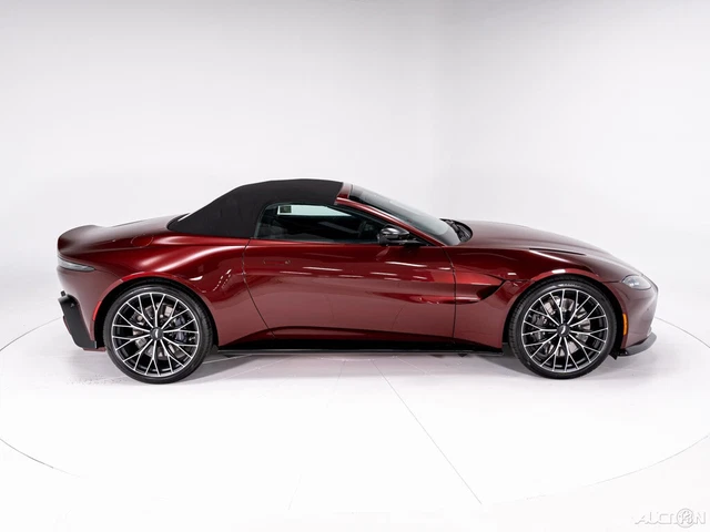2023 ASTON MARTIN Vantage 24