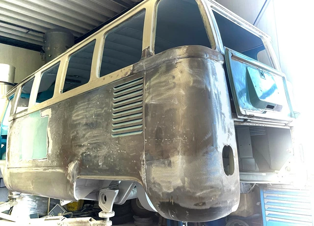 *WIR BAUEN IHREN TRAUM-BULLI* VW T1 Samba Fensterbus im Oldtimer Museum