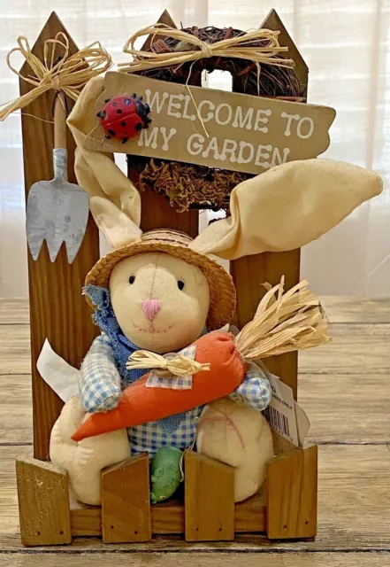 VTG Primitive Bunny Rabbit w Big Carrot Welcome to My Garden Handcrafted Decor