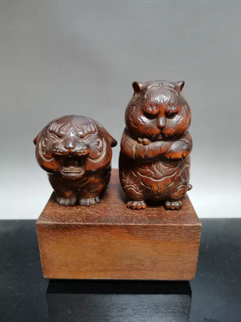 Chinese Boxwood Carved Lovely Tiger Statue A Pair Wooden Nice Art Work 2