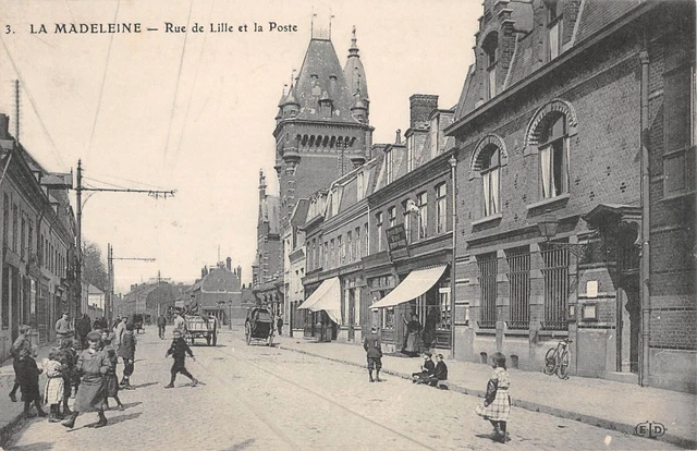 Cpa 59 La Madeleine Rue De Lille Et La Poste