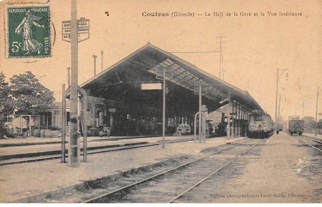 33 - Coutras - SAN21676 - Le Hall de la Gare et la Vue Intérieure - Train
