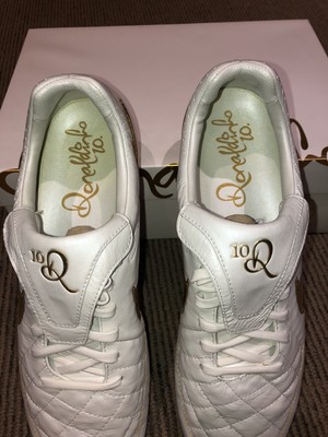 NIKE TIEMPO LEGEND V R10 Ronaldinho 'Touch Of Gold\