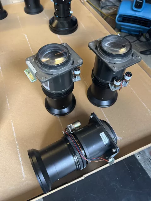 Christie / Sanyo LNS-W31A Short Throw Motorized Projector Lens