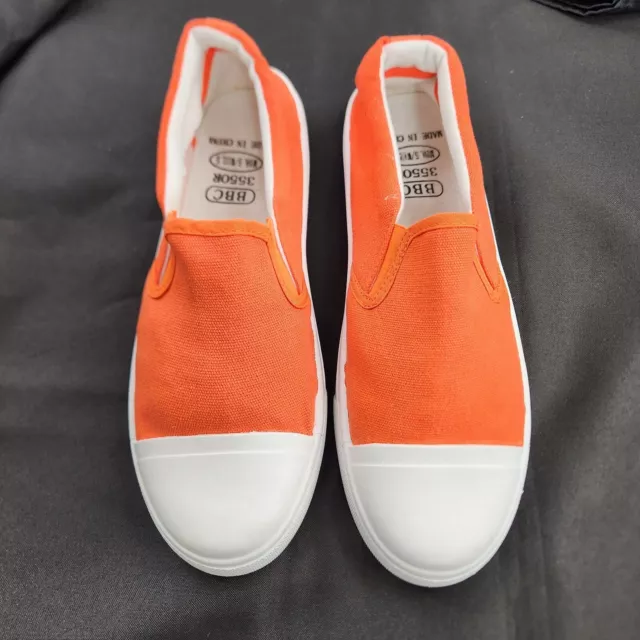 bob barker shoes jail