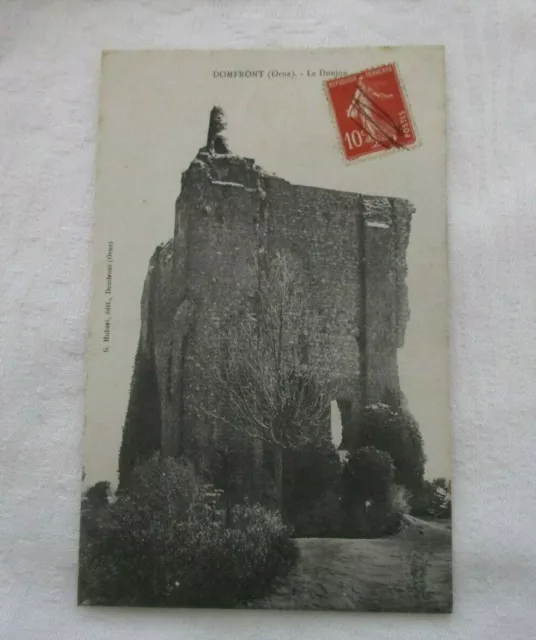 Cpa Orne 61 Domfront Le Donjon