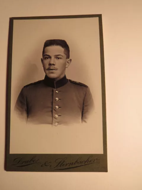 Strassburg i. E. - Soldat in Uniform - Schulter mit Krone über Monogramm / CDV