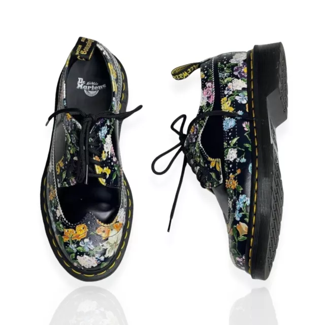 Dr martens harvest best sale stripe