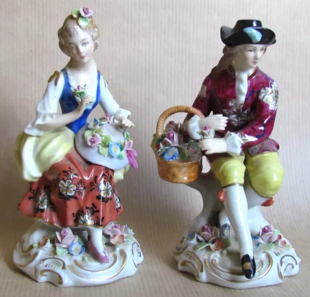 Sitzendorf Porcelain Pair Of Figures (10078)