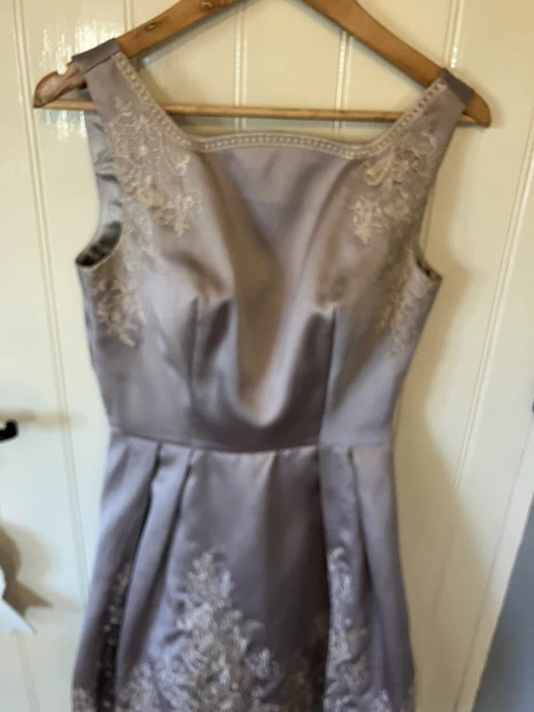 Chi chi lossy dress hotsell