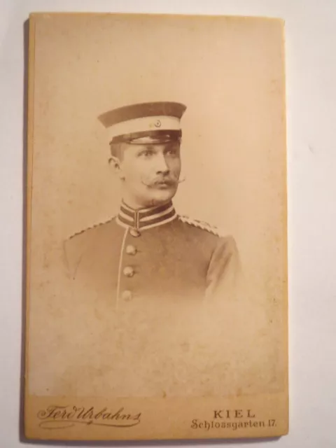 Kiel - Soldat in Uniform - anker auf Schulter - Portrait / CDV