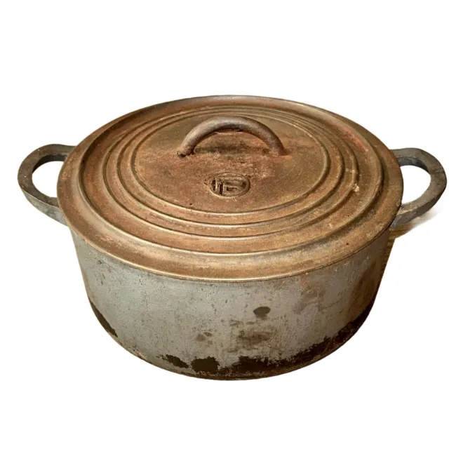 Antique (?) Cast Iron Cooking Pot Kettle Cauldron