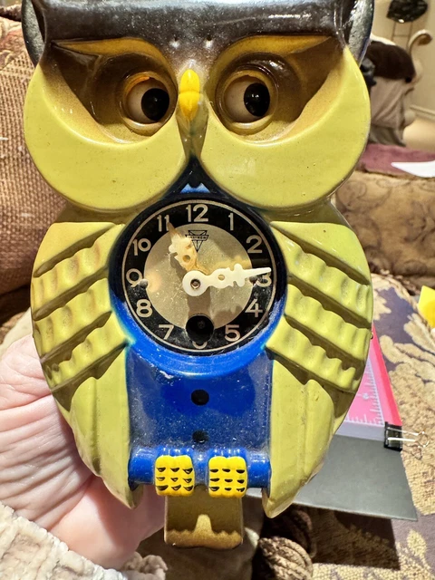 MI-KEN OWL CUCKOO Japanese wall clock, With pendulum, key, Eyes Move