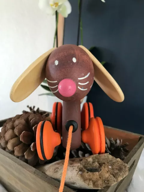 🍄 Jouet en Bois Djeco Lapin Marron à Roulettes à Tirer et à Promener Partout 2