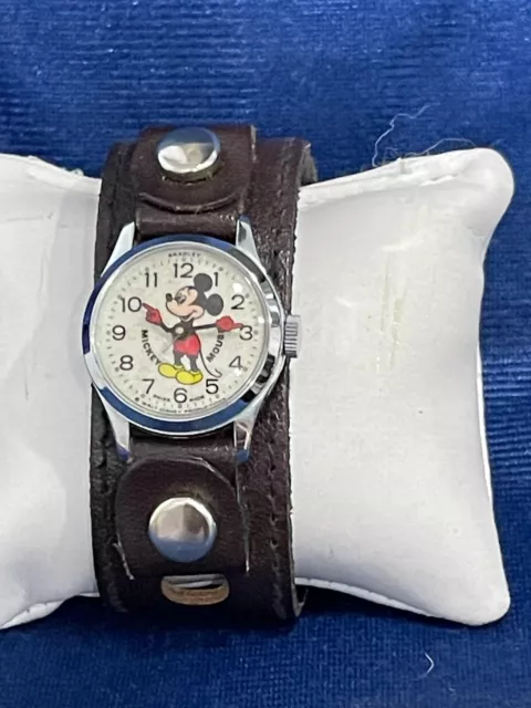 Vintage Mickey Mouse Bradley Watch Swiss Made Hand Wind New Wide Band Beautiful