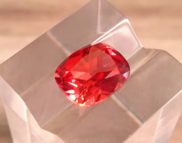 SUPERBE SAPHIR VERNEUIL PADPARADSCHA 10x8 mm.IF taille coussin