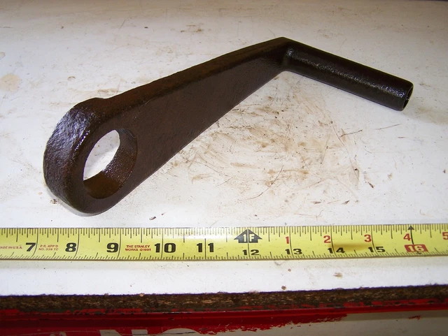 SPARTA ECONOMY Hit Miss Gas Engine Starting Crank Magneto Steam B48 1 3/4" NICE!