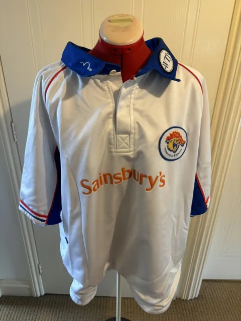 Vintage 2001 Wakefield Trinity Wildcats Rugby League Shirt