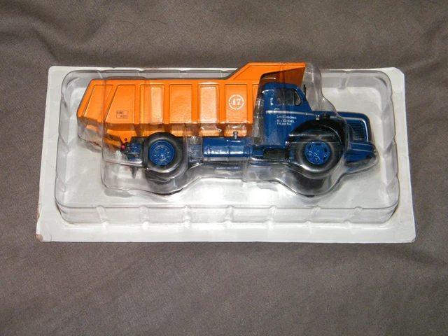 BERLIET GLM10 Dépanneuse avec pneus RATP | Collect World