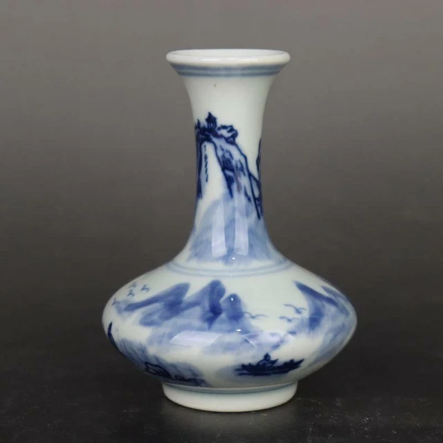 Chinese Blue and White Porcelain Qing Qianlong Landscape Pattern Vase 3.78 inch