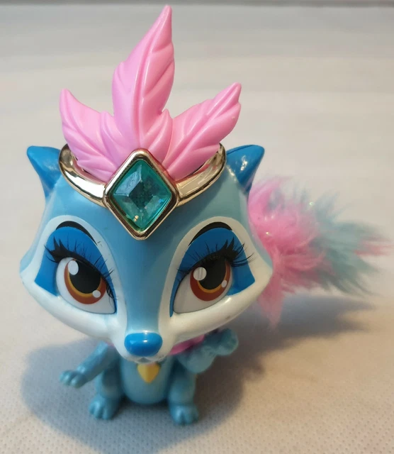 DISNEY PRINCESS PALACE Pet Windflower Pocahontas' Raccoon Singing ...