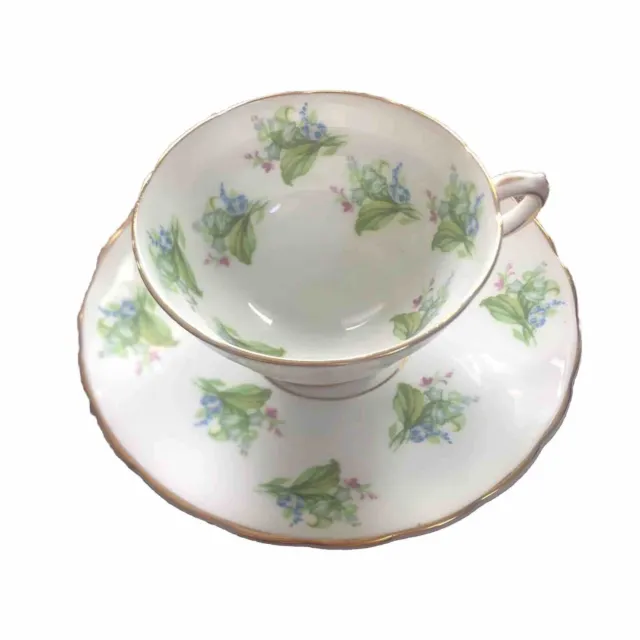 Vintage Westbrook Bone China Footed Cup Saucer Set Floral Green Gold Scallop