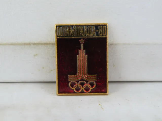 1980 Moscow Summer Olympics Pin - Event Logo Rectangle Design - Stamped Pin
