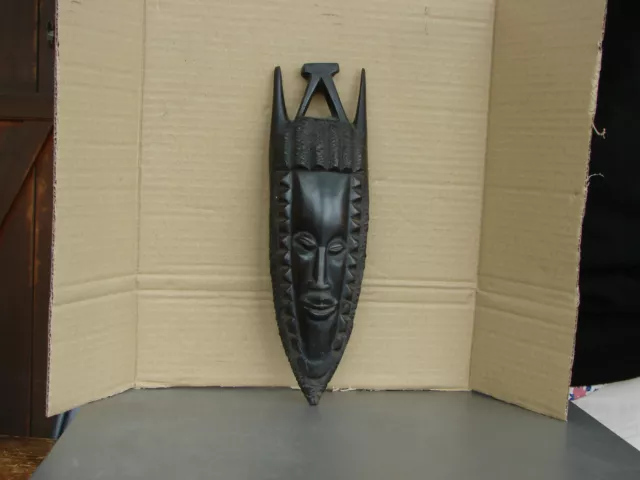 Masque en bois ébéne sénégal afrique   1967 sculptée a la main
