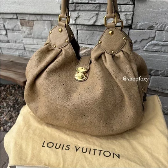 Louis Vuitton Mahina L Hobo Leather Shoulder Bag 2