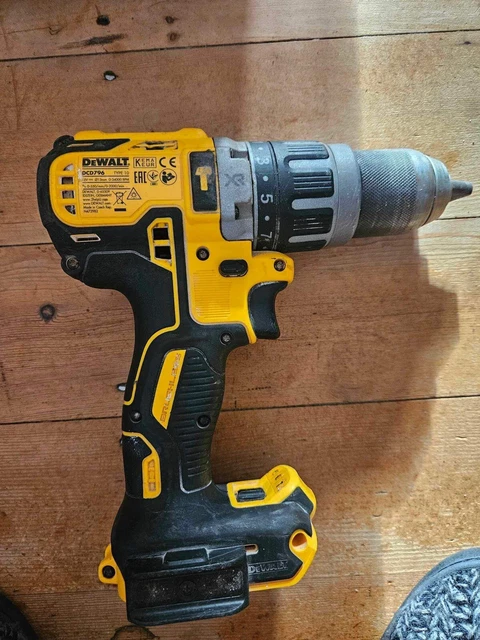 Dewalt dcd796n 2025 battery