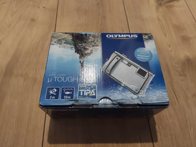 Olympus Mju Tough 8000 Shockproof Waterproof Camera good working order Boxed.