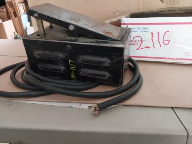 Miller RFC  Welder Foot Pedal  Cord  NO END PIN CONNECTORS