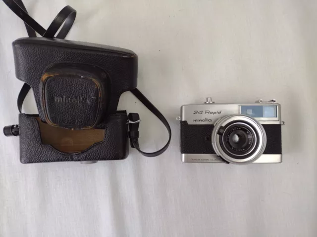 MINOLTA 24 RAPID Rangefinder with carry case