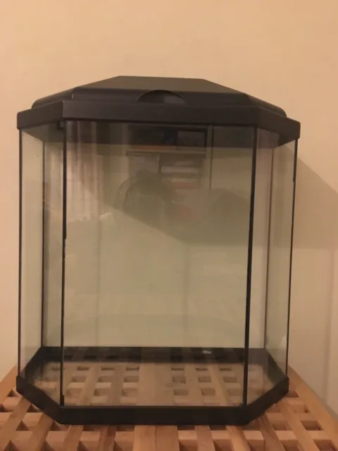 Fish Tank with MultiColour LED Remote Control Light