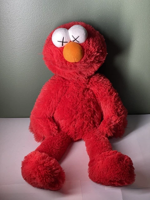 Uniqlo elmo on sale soft toy