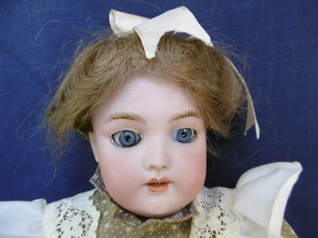 JOLIE POUPÉE ANCIENNE FLEISCHMANN TÊTE BISCUIT EN