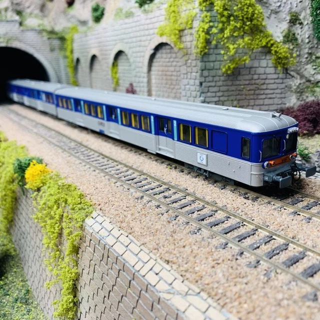3 voitures inox Train Expo Set 2/2, Sncf, Ep VI - JOUEF HJ4179 - HO 1