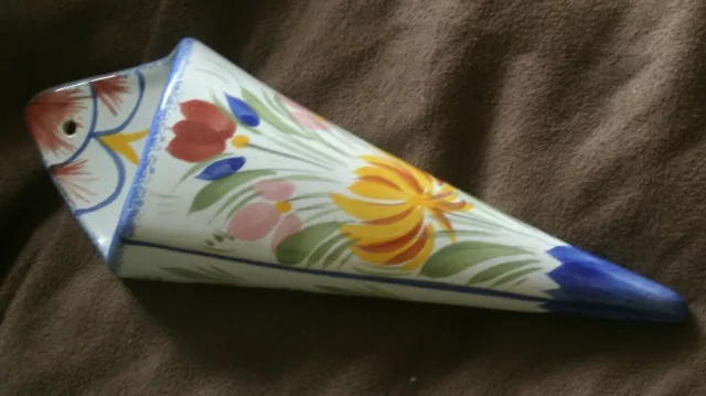 HENRIOT QUIMPER - Plat à tarte 32 cm à décor fleuri et d'une bretonne au  bouquet EUR 44,00 - PicClick FR