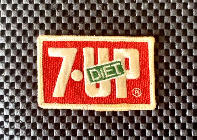 7~UP DIET VINTAGE EMBROIDERED SEW ON ONLY PATCH DIET SODA BEVERAGE 3" x 2"