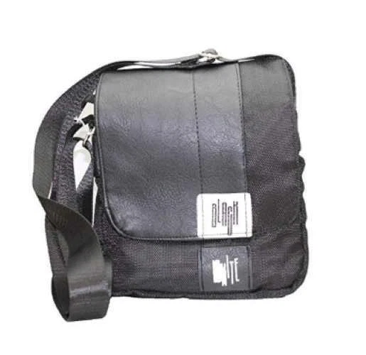 BORSELLO UOMO JUVENTUS Tracolla Ufficiale Juve 24x20x6cm ecopelle art. 13888 EUR 24 97 PicClick IT