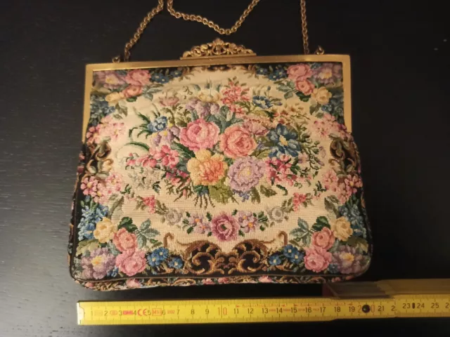 Petit Point (Lupenstickerei) Tasche 19x16 cm - 225 Stiche pro qcm