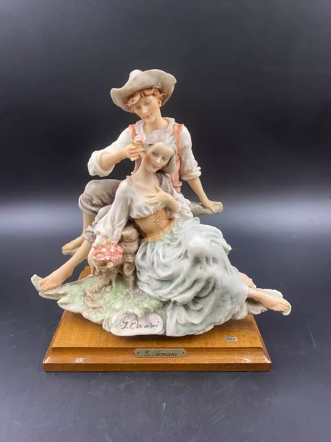 Statuetta Statua Figurine Soprammobile Scena Romantica Capodimonte G Armani 1981